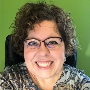 Meet your Posher, Christie